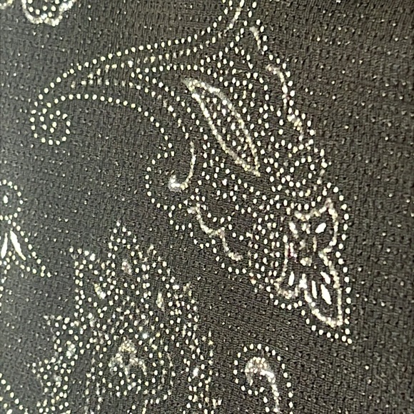 Dressbarn Womens Black Sleeveless Tank Top Blouse Glitzy Shimmery Size L - Picture 5 of 9